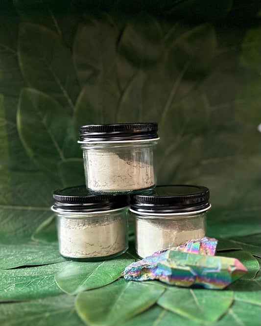 Green Clay Detoxifying Facial Mask